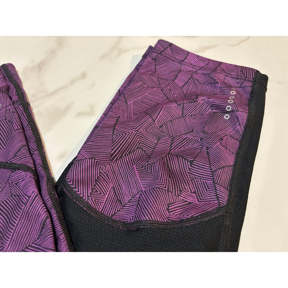 Nike Dri-FIT running leggings in a purple and black - Picture 3 of 5